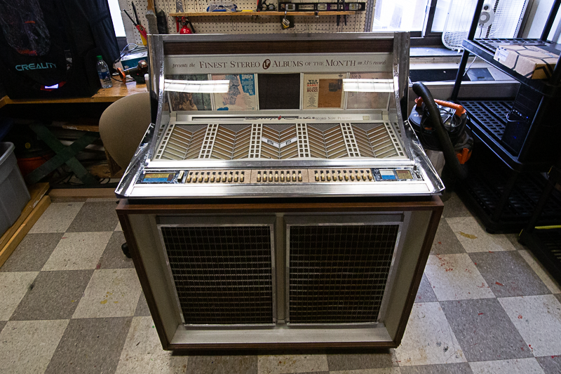 TUNES, an old jukebox that's being made digital